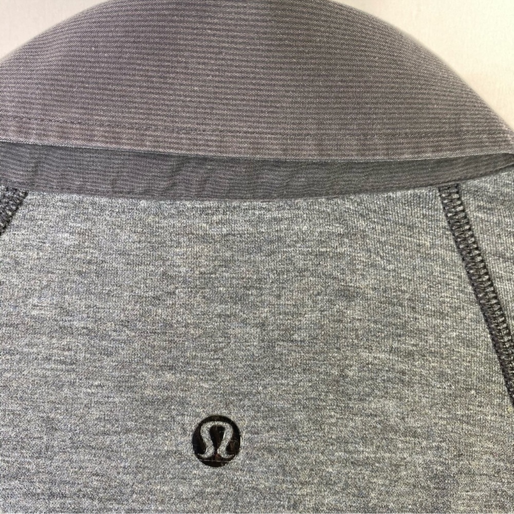 lululemon athletica Men's Gray Polo Shirt - Picture 8 of 12